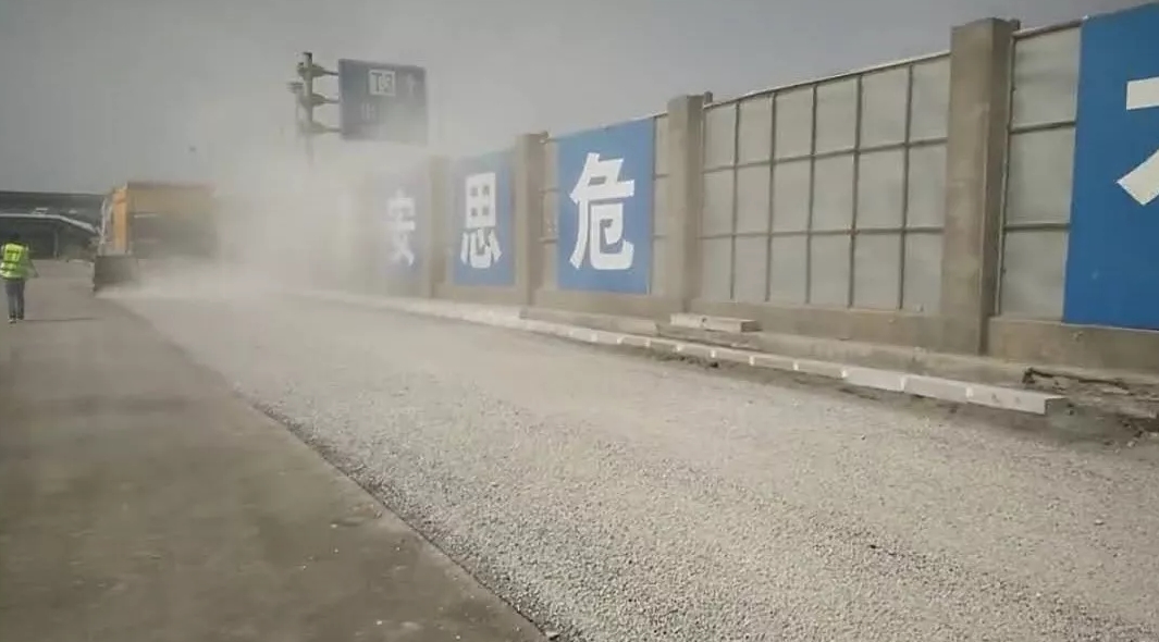 合乐HL8同步车助力西安机场、北京城郊路面建设